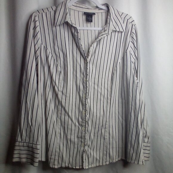 Lane Bryant Blouse 20 Women Button Up Long Sleeve Stripe White Silver Black - Picture 16 of 16